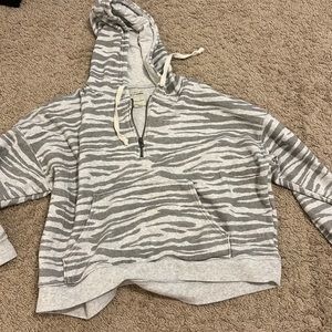 American eagle sweatshirt